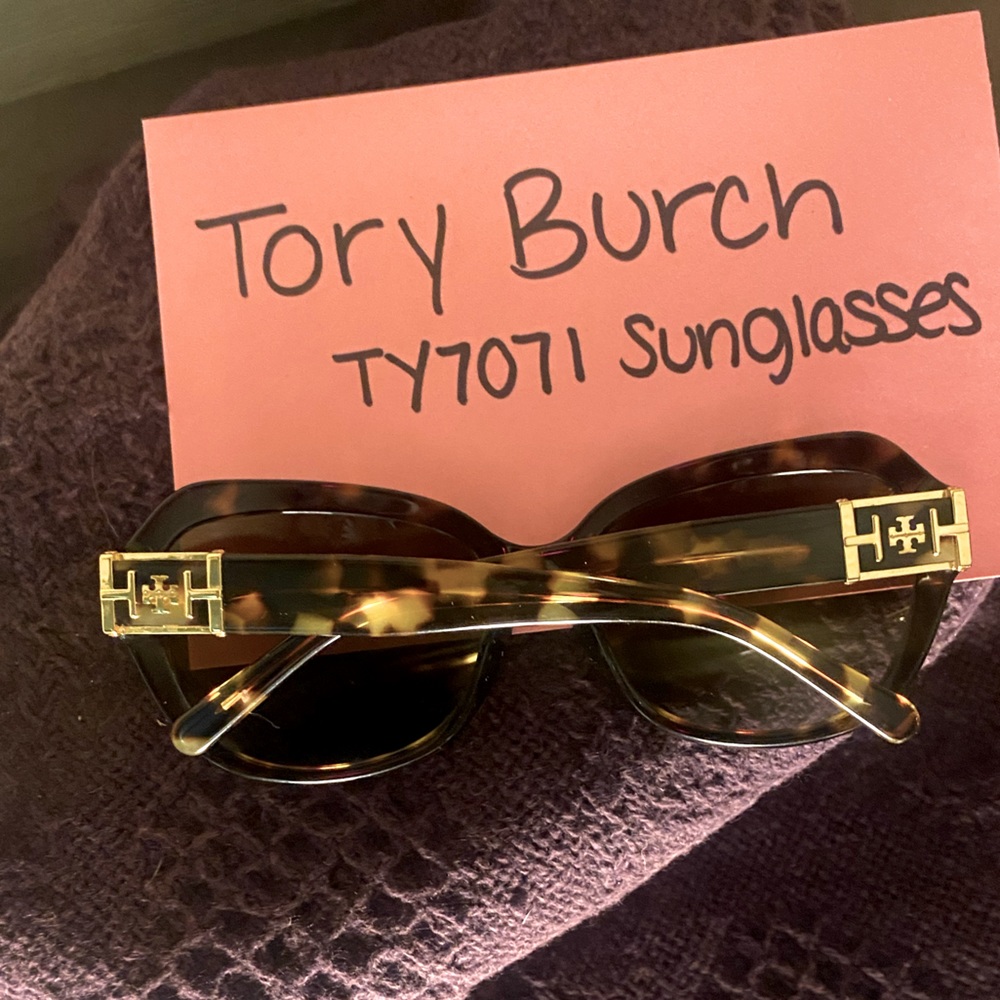Tory Burch TY7071 polarized sunglasses